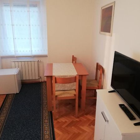 Sobe Sabec Bed and Breakfast Postojna Exterior foto