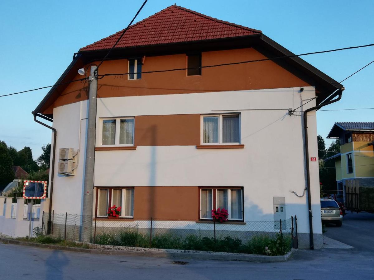 Sobe Sabec Bed and Breakfast Postojna Exterior foto